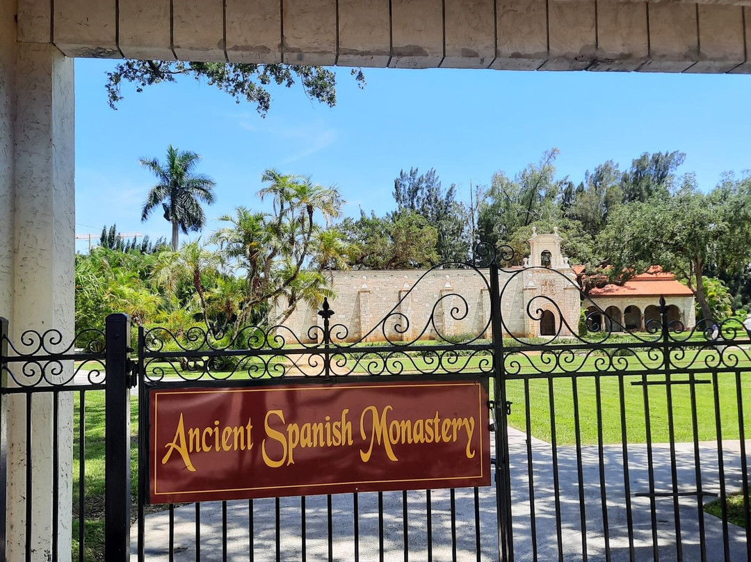 The Ancient Spanish Monastery-北迈阿密海滩必去景点