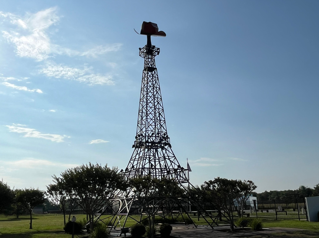 Eiffel Tower Paris Texas景点图片