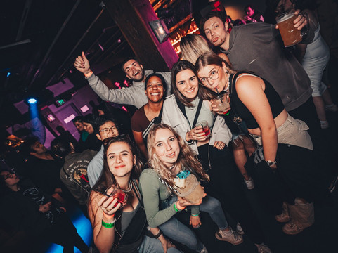 Big Night Out Pub Crawl-悉尼必去景点