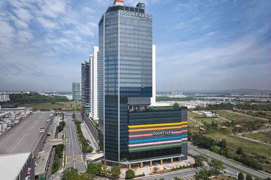 Courtyard by Marriott Setia Alam主图