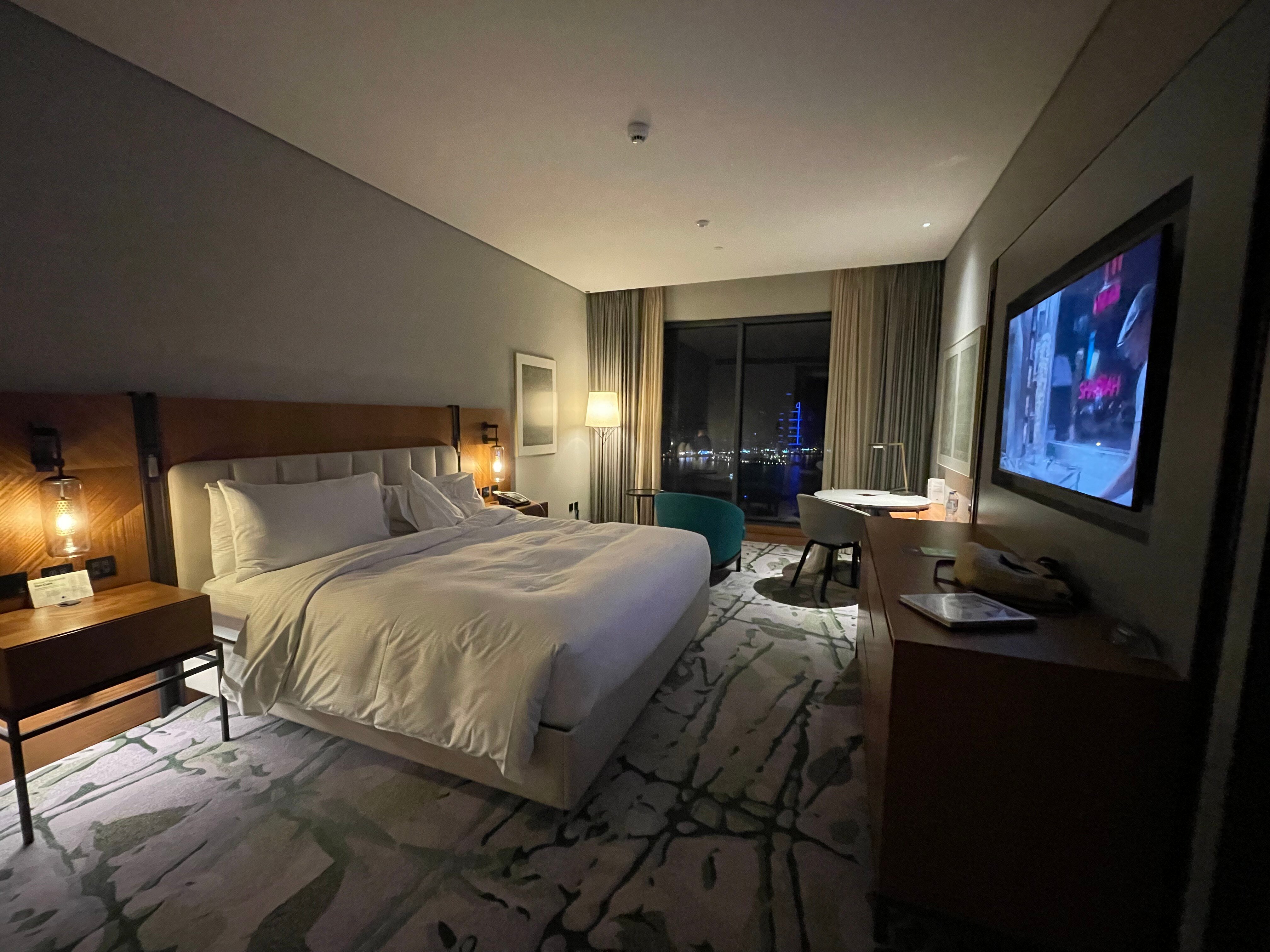 DoubleTree by Hilton Sharjah Waterfront Hotel & Residences-客卧