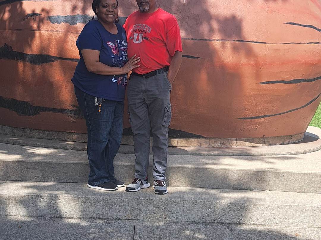 World's Largest Pecan-Brunswick必去景点