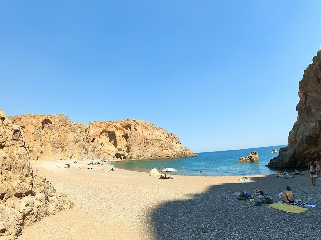 Agiofarago beach-Kaloi Limenes必去景点