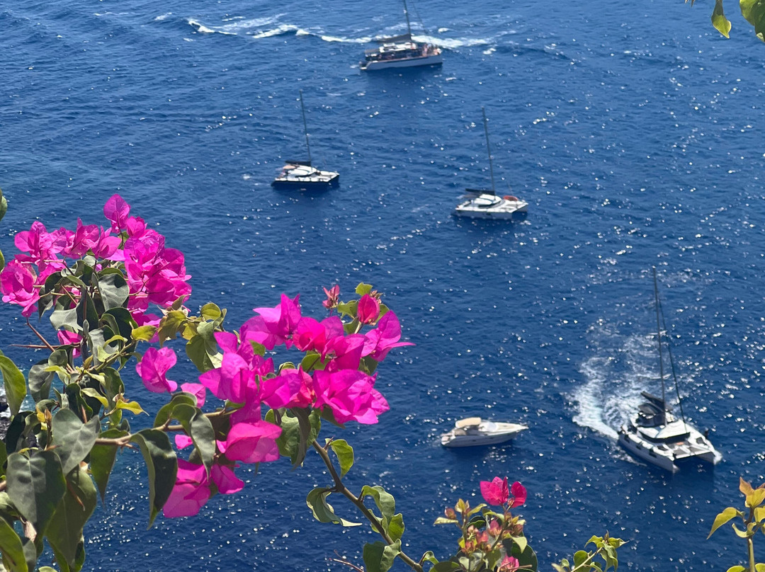 马瑞森窑洞及别墅酒店主图