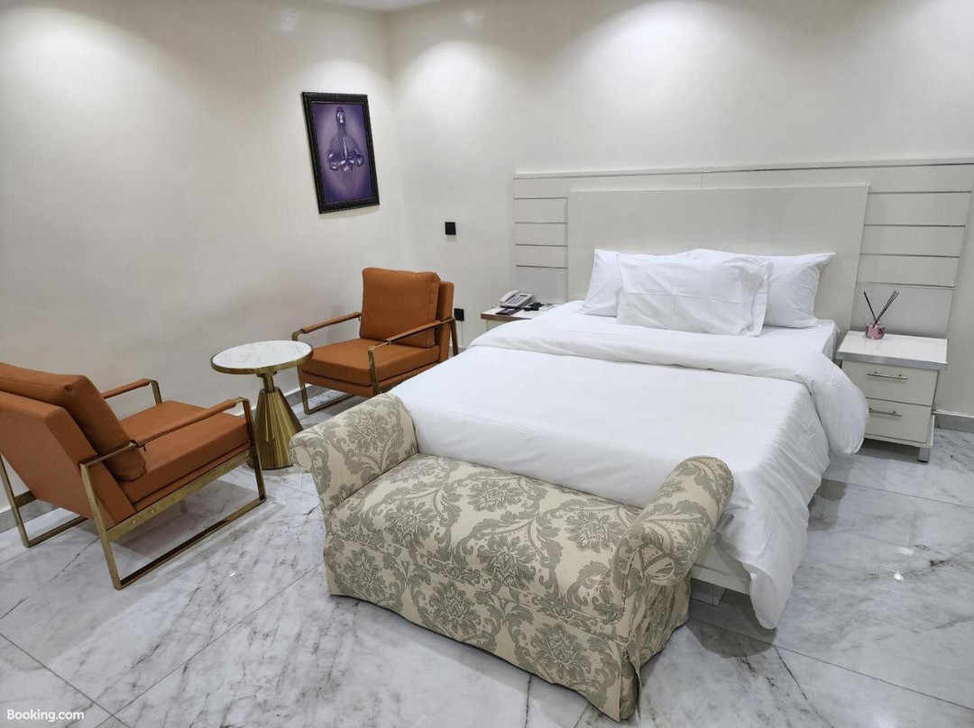 Luxol Homes and Suites