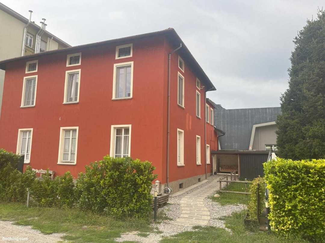 B&b Red House