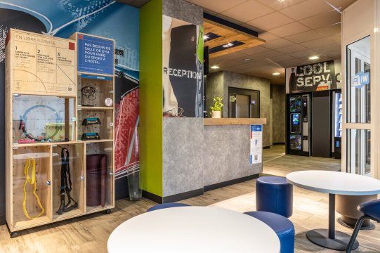 贡比涅市中心宜必思快捷酒店-浴室