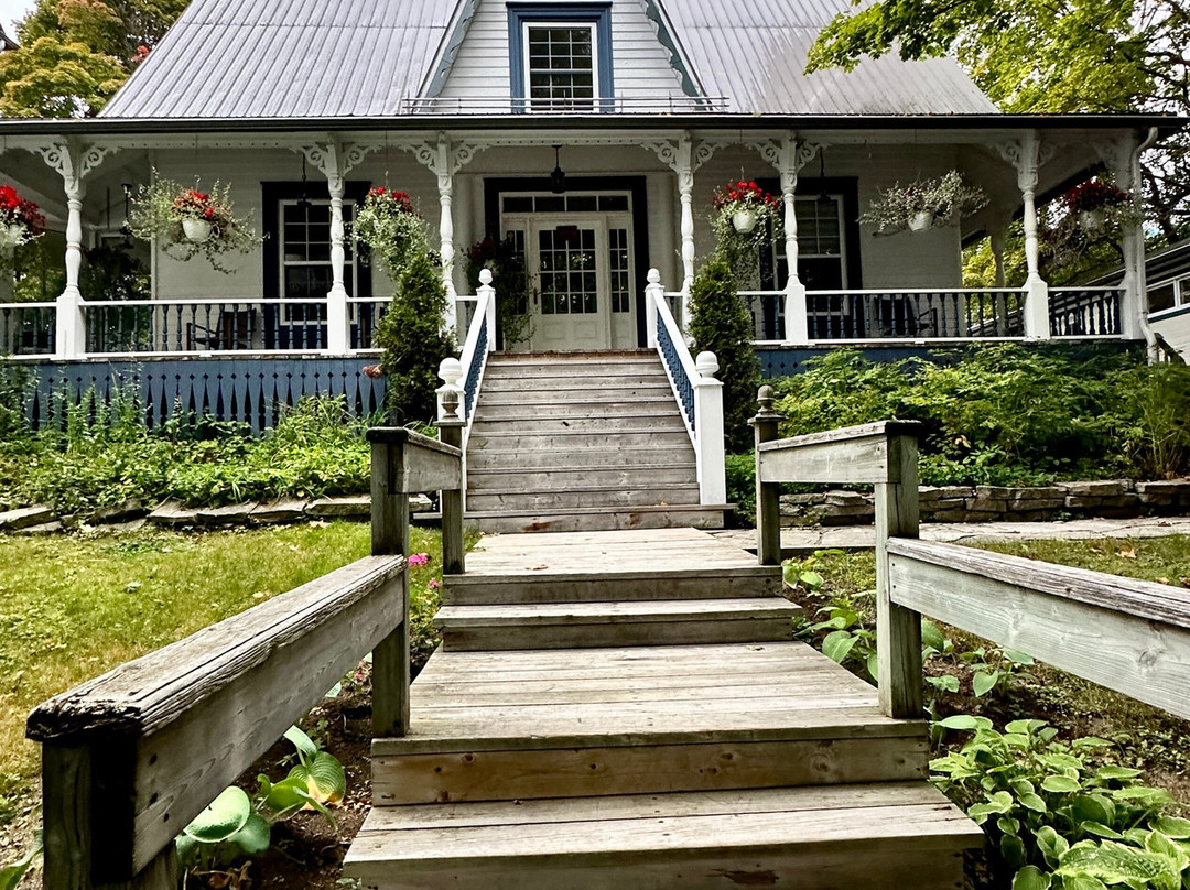 Auberge sous les Arbres主图