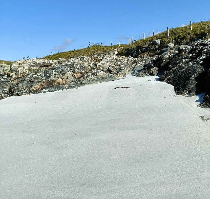 Aillebrack Green Coast Beach景点图片
