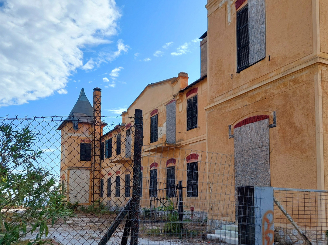 Palace in Limenaria of Thasos景点图片