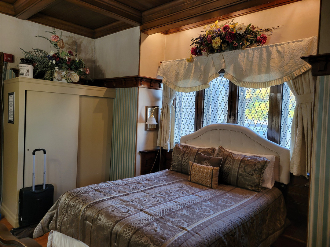 贵族套房宾馆主图