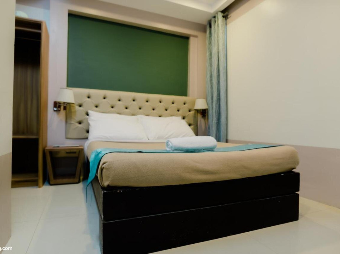 The Horizon Suites and Arcade