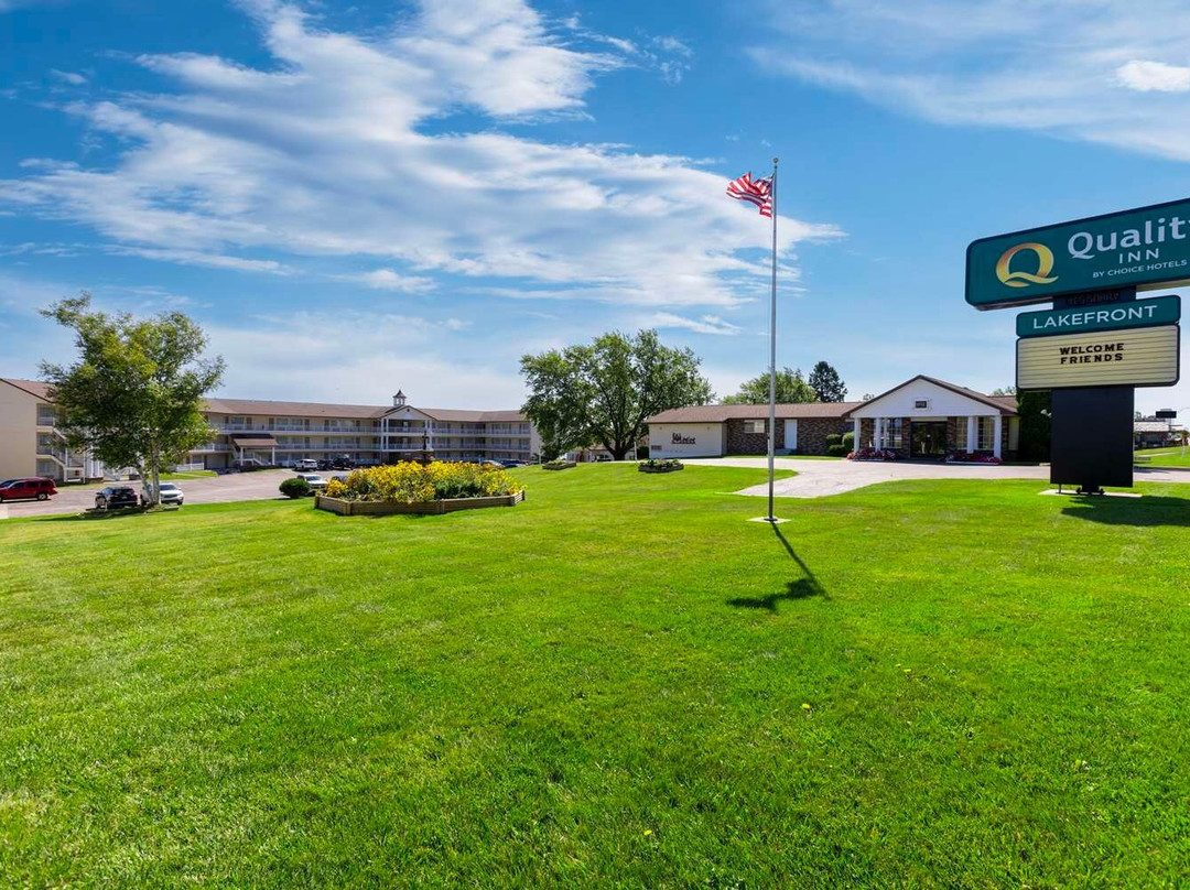 Quality Inn Lakefront