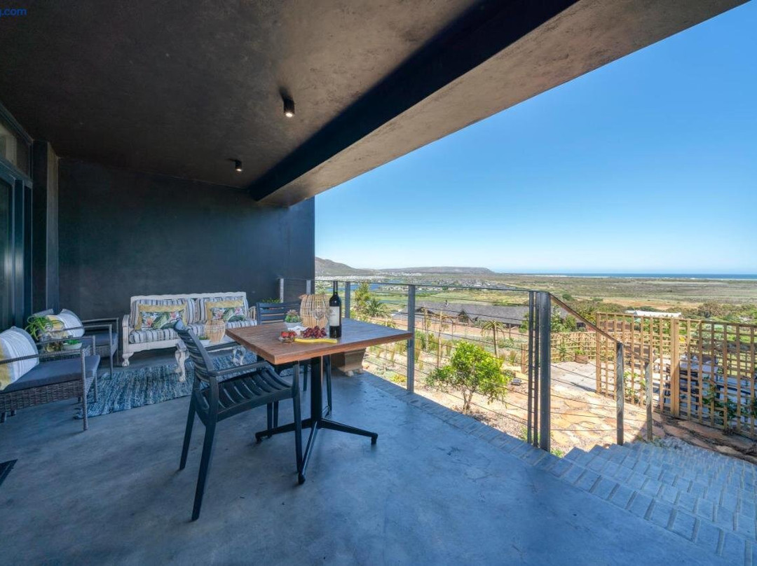 365 Sunset Self Catering Apartments