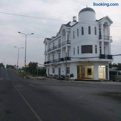 Tram Chim Homestay