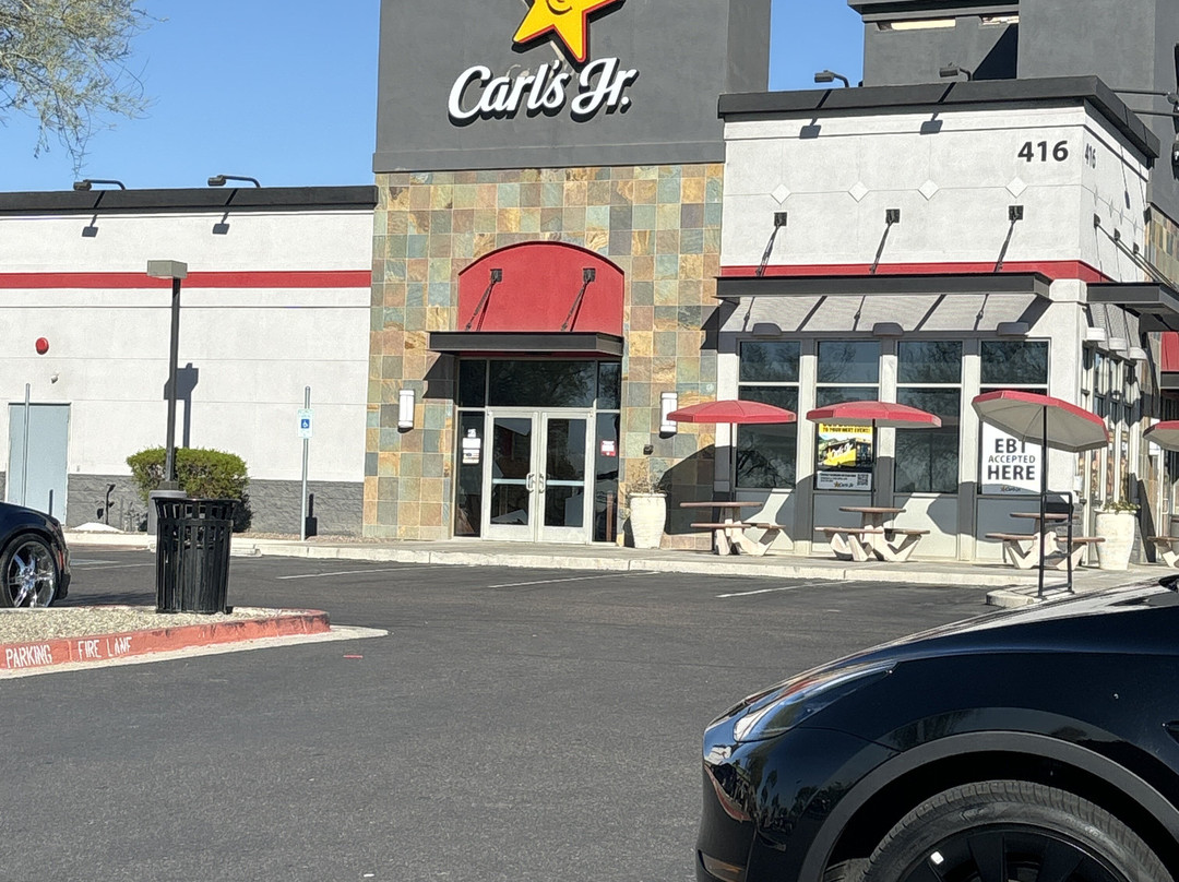 Carl's Jr.