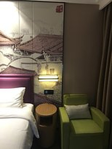 成都宽窄巷子希尔顿欢朋酒店主图