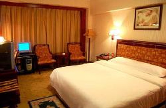 银河大酒店（南宁火车站）主图