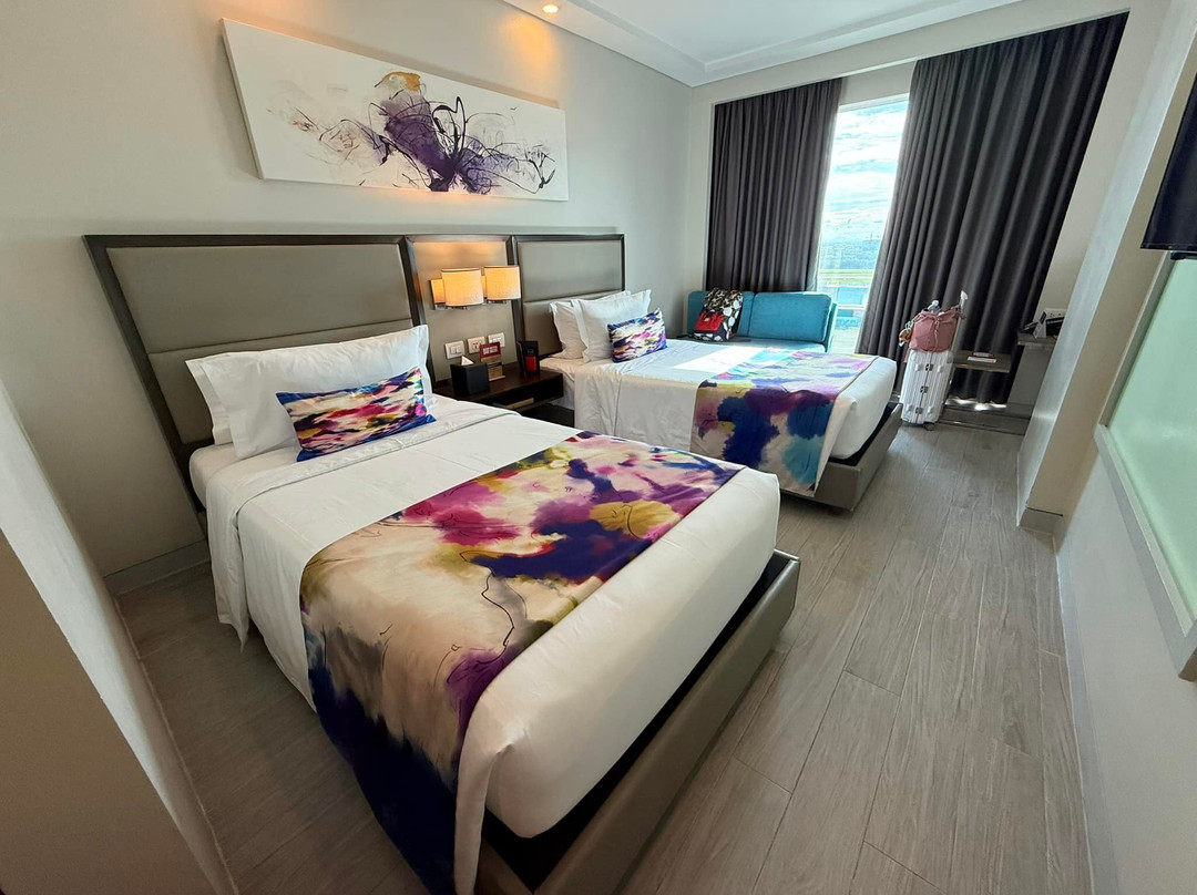 Savoy Hotel Manila主图