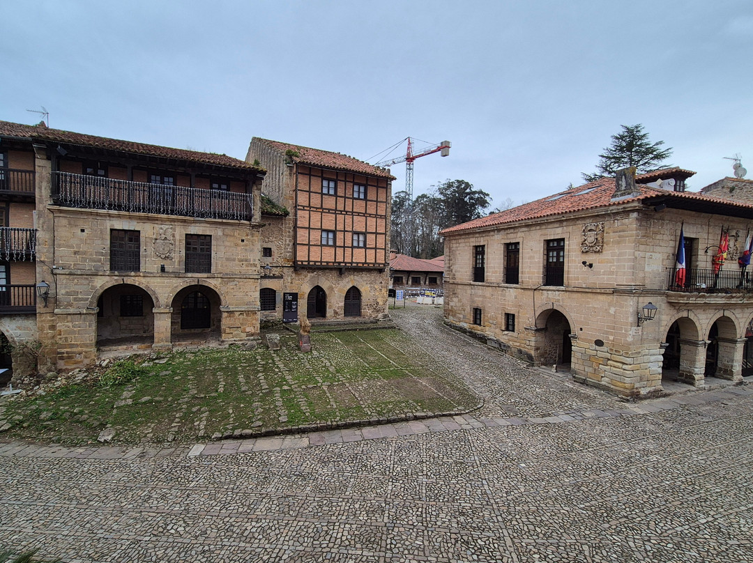 Parador de Santillana Gil Blas主图