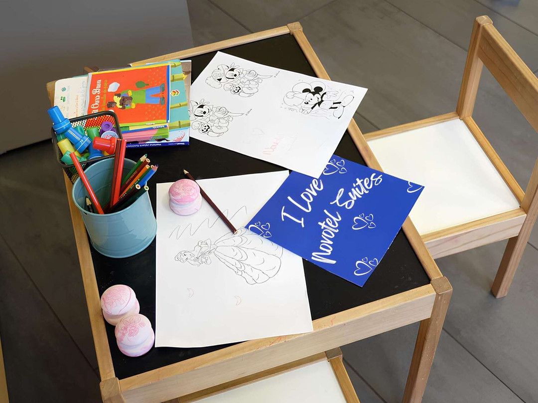 诺富特套房酒店主图