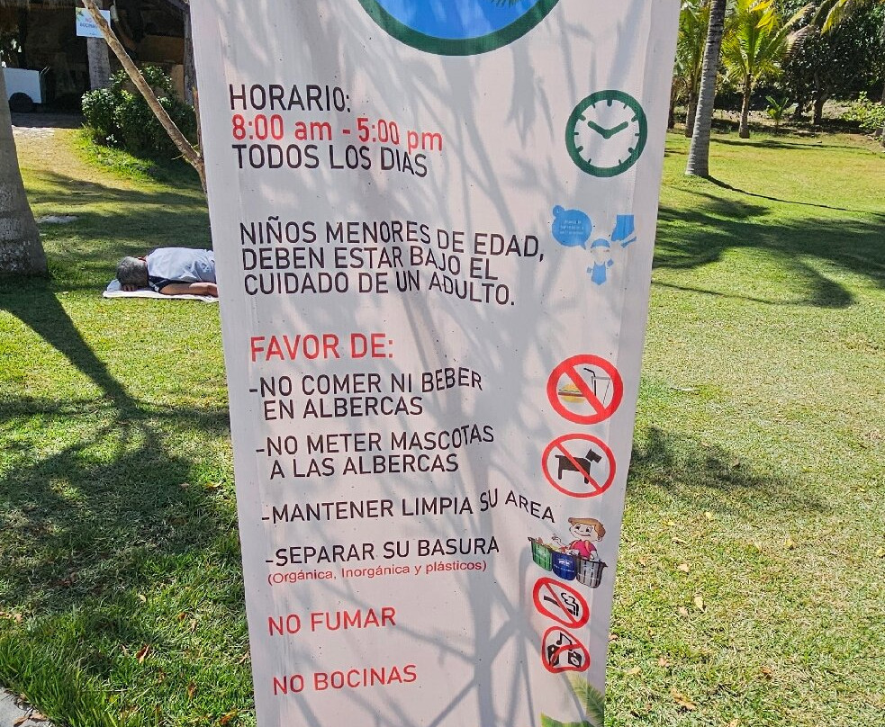 Jamurrca Aguas Termales-Las Varas必去景点