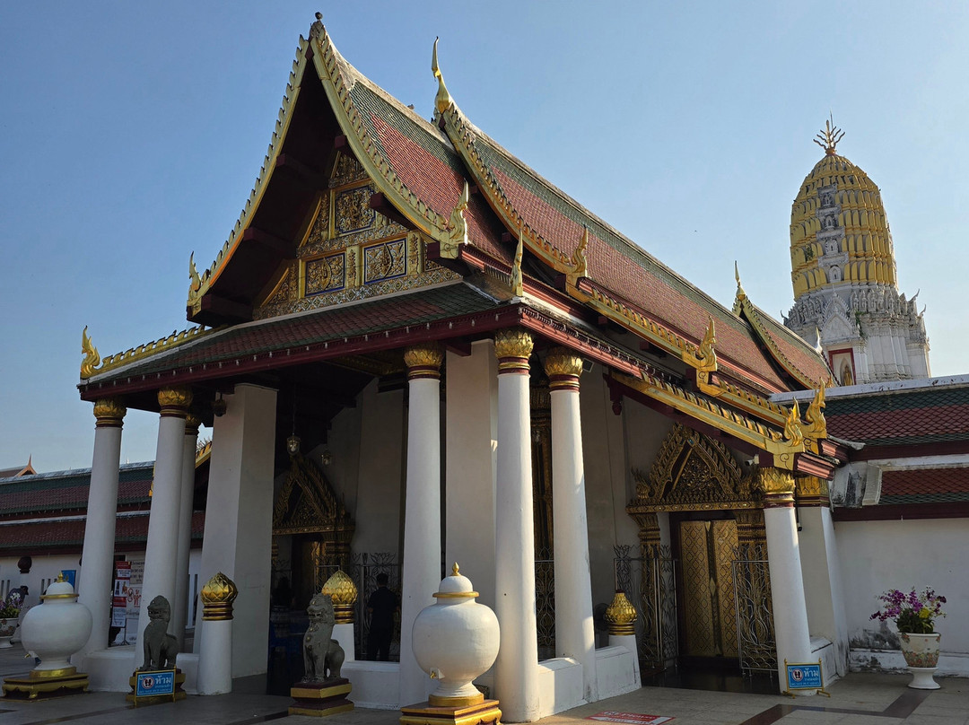Phra Buddha Chinnarat景点图片