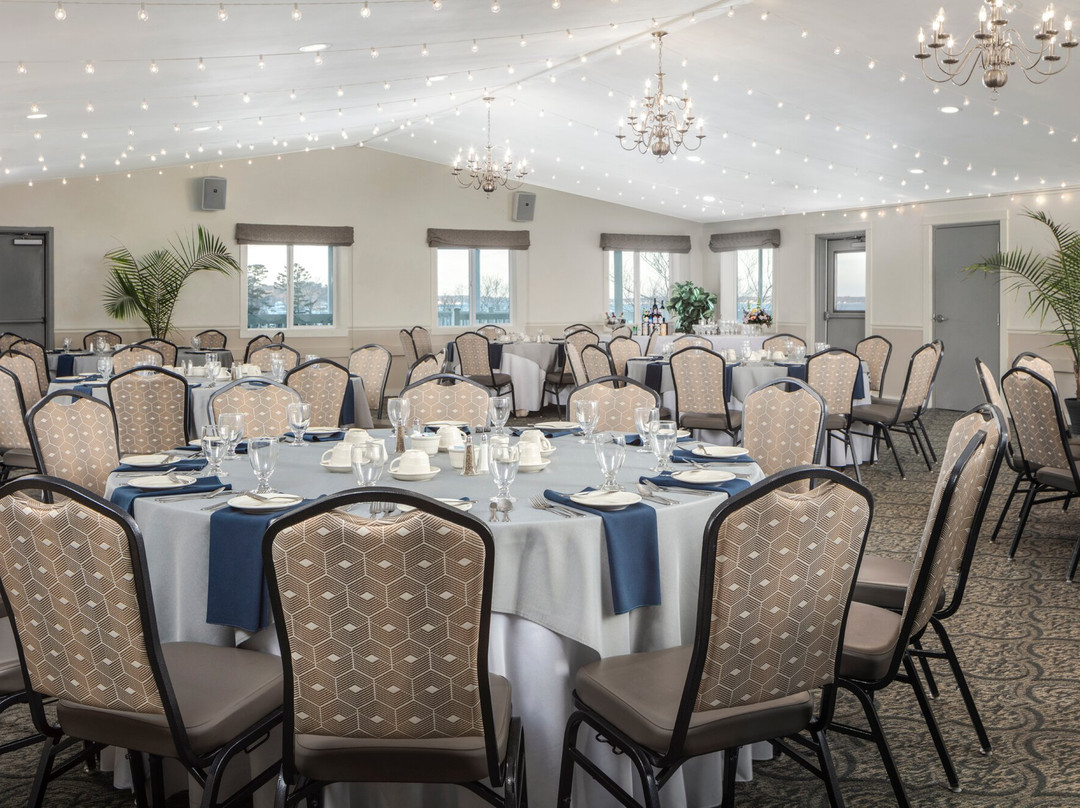 Atlantic Oceanside Hotel and Event Center主图