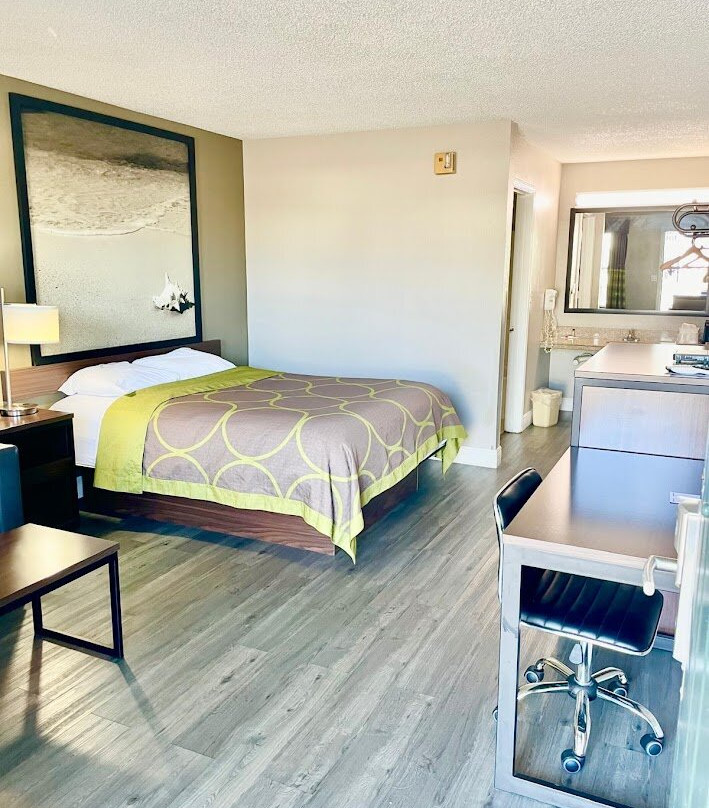 Super 8 By Wyndham Bay St. Louis主图