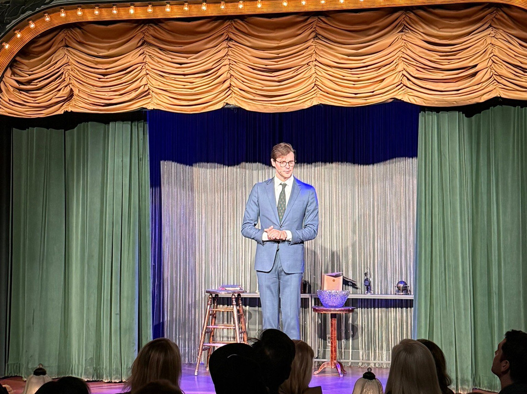 The Illusionist At The Palace Theater-旧金山必去景点