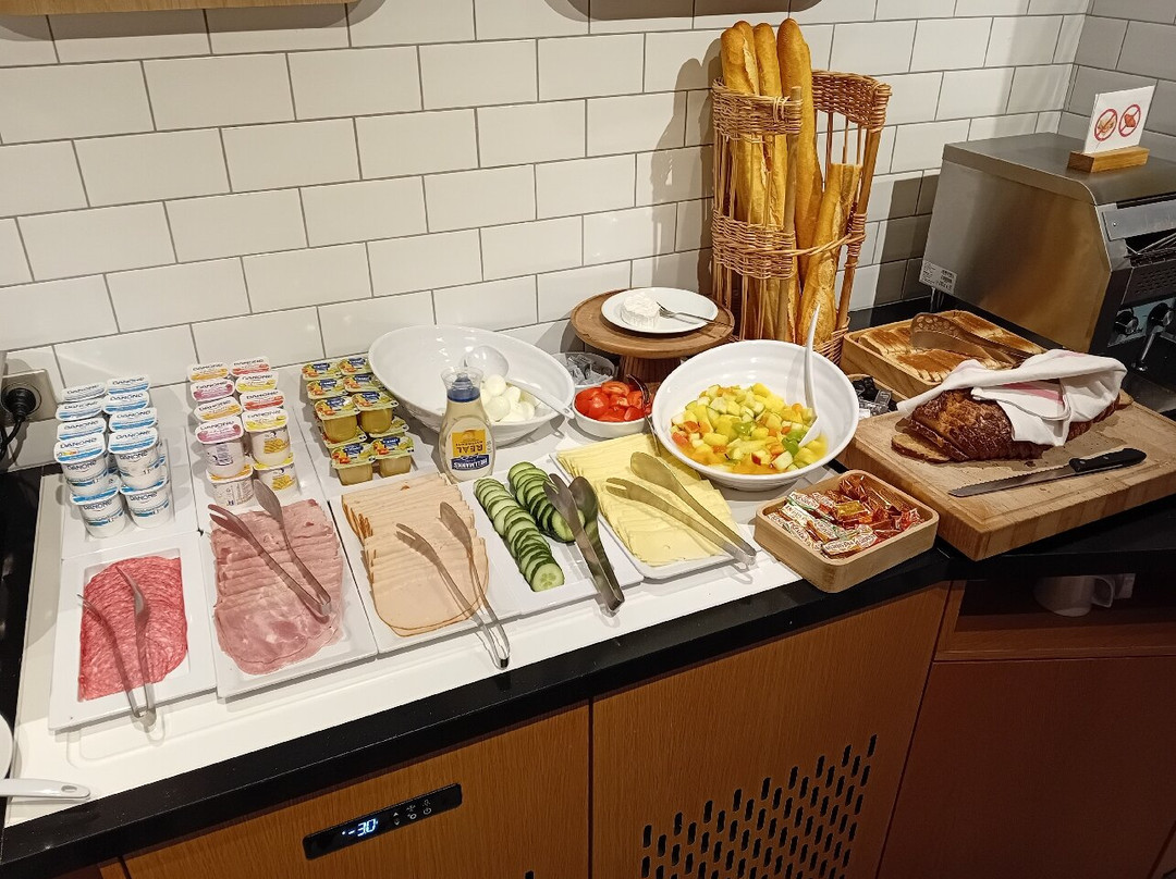 Holiday Inn Express Marne-la-VallÃ©E Val D'Europe by IHG主图
