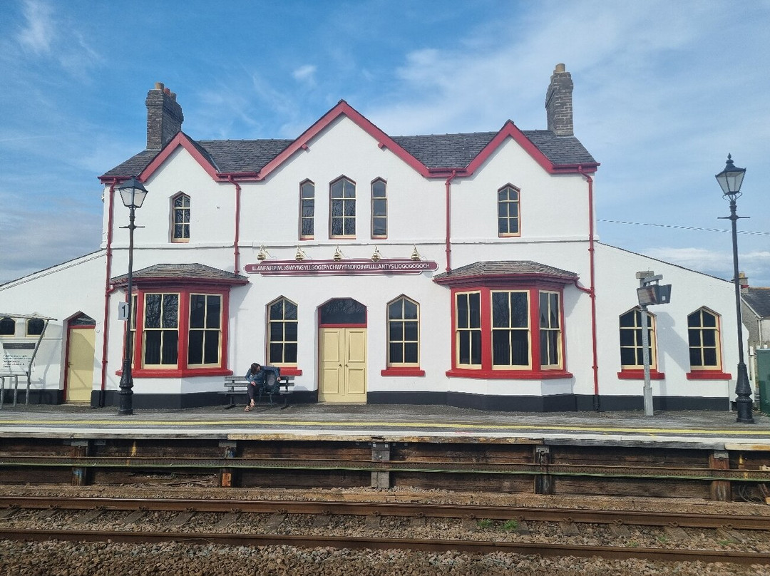 Llanfairpwll Railway Station景点图片