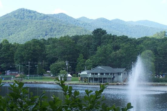 The Dry Ridge Inn主图