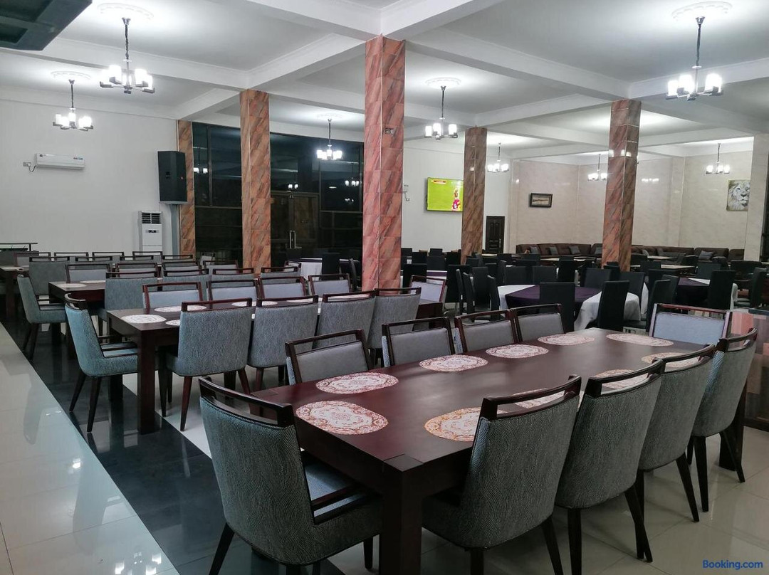 Royal Gibson Hotel