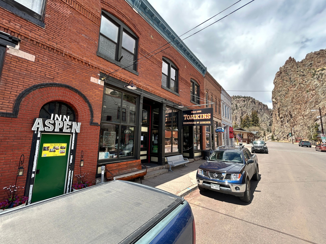 Aspen Inn