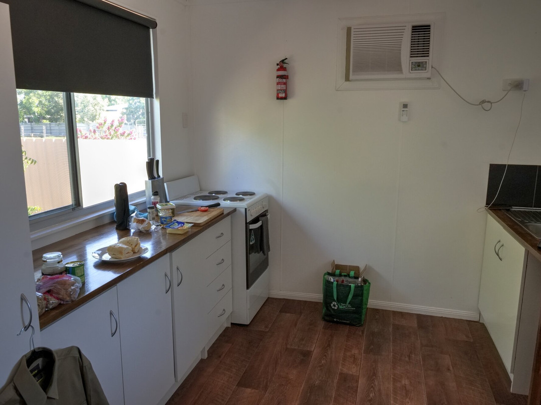 Cottage on Cork主图