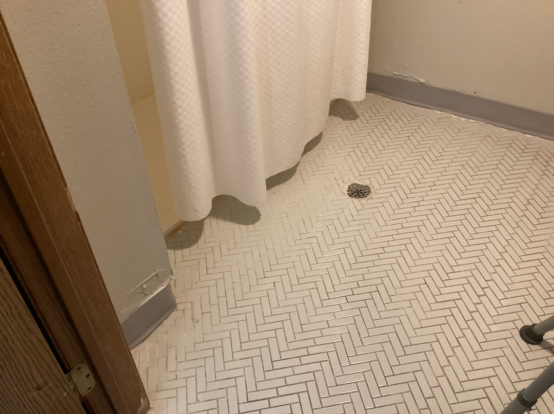 Days Inn by Wyndham Cameron主图