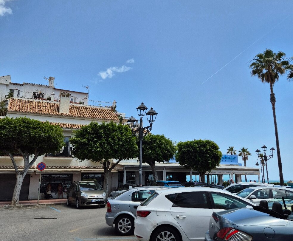 Plaza Del Remo-托雷莫里诺斯必去景点