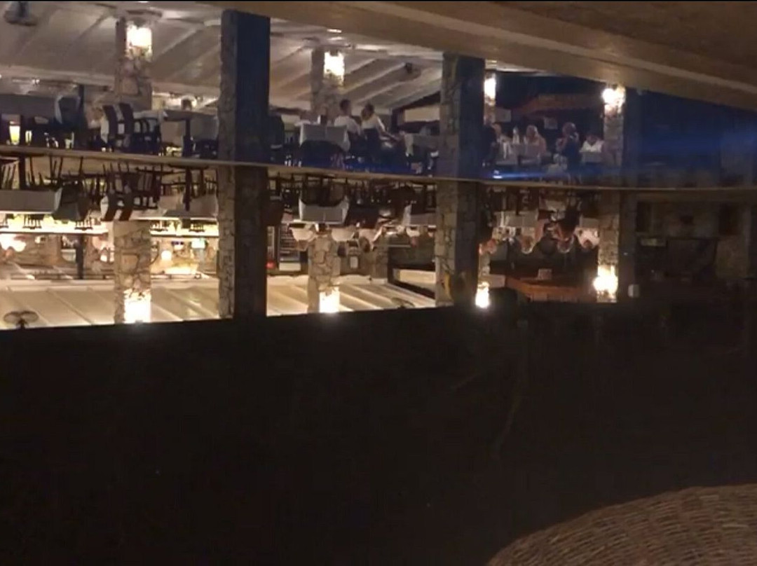 阿拉多斯酒店