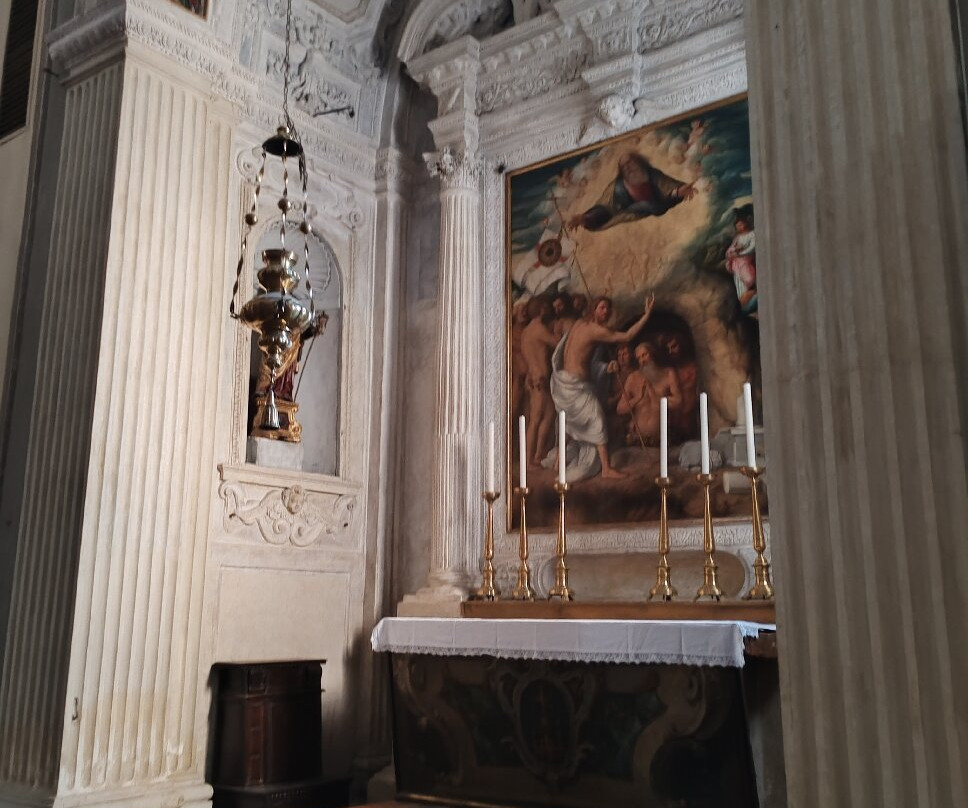 Duomo Santa Maria Annunziata-萨罗必去景点