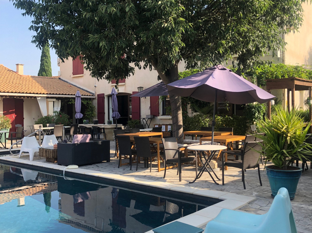 Le Mas des Amandiers主图