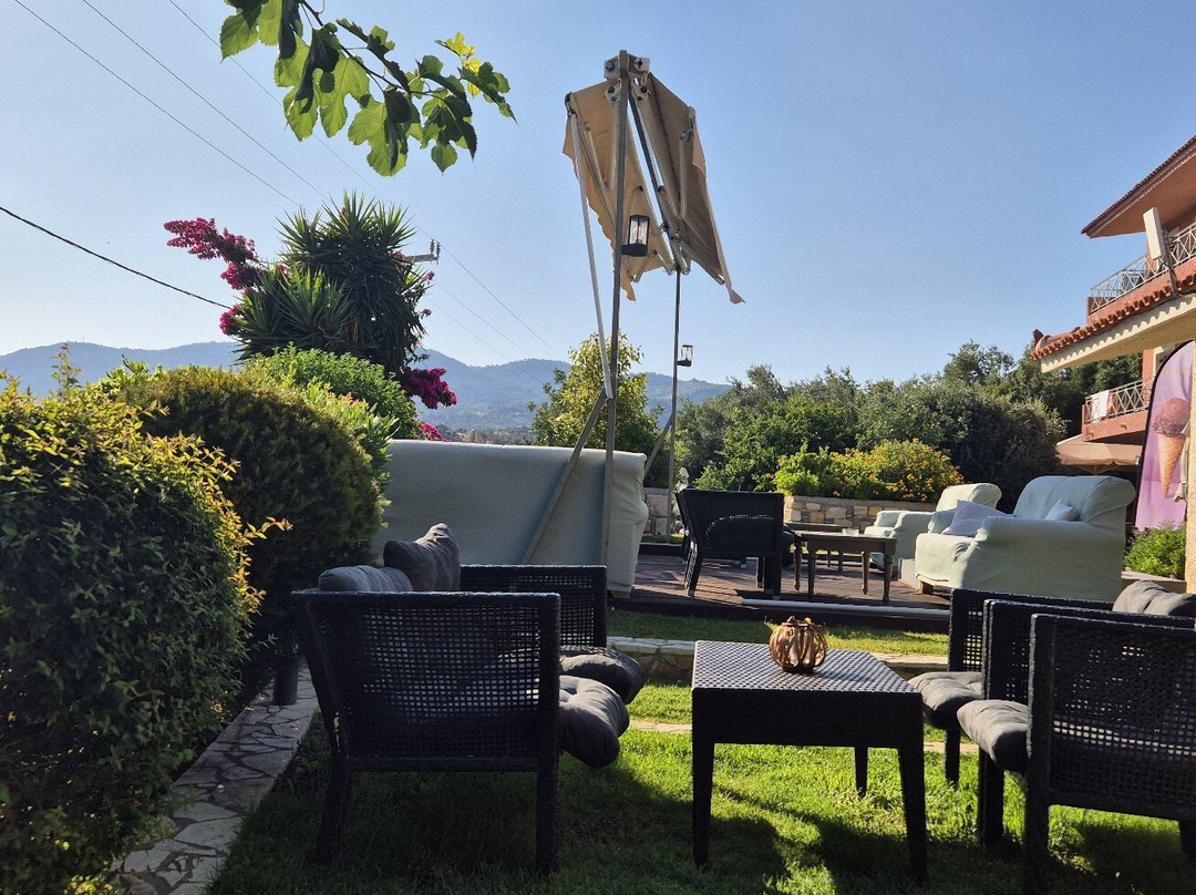 Sandy Bay Hotel主图