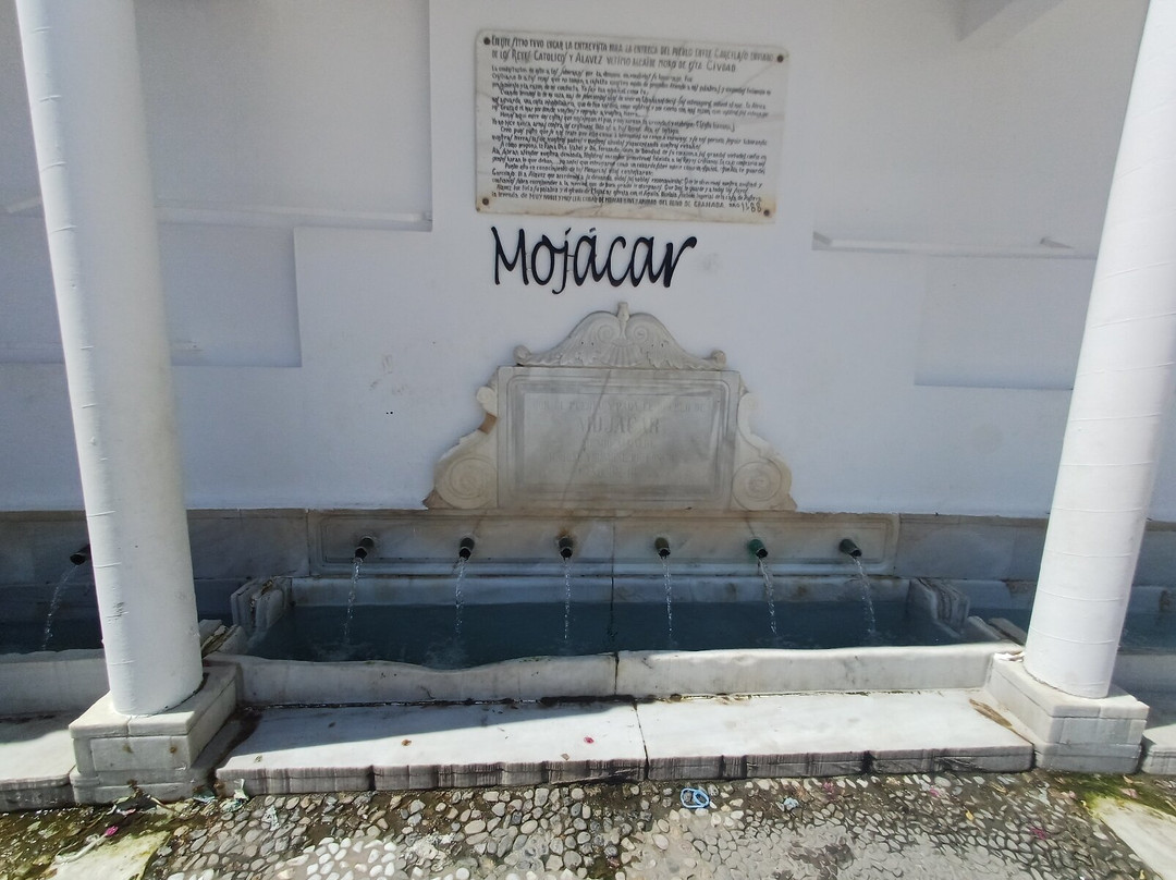 Fuente Publica de Mojacar-莫哈卡尔必去景点