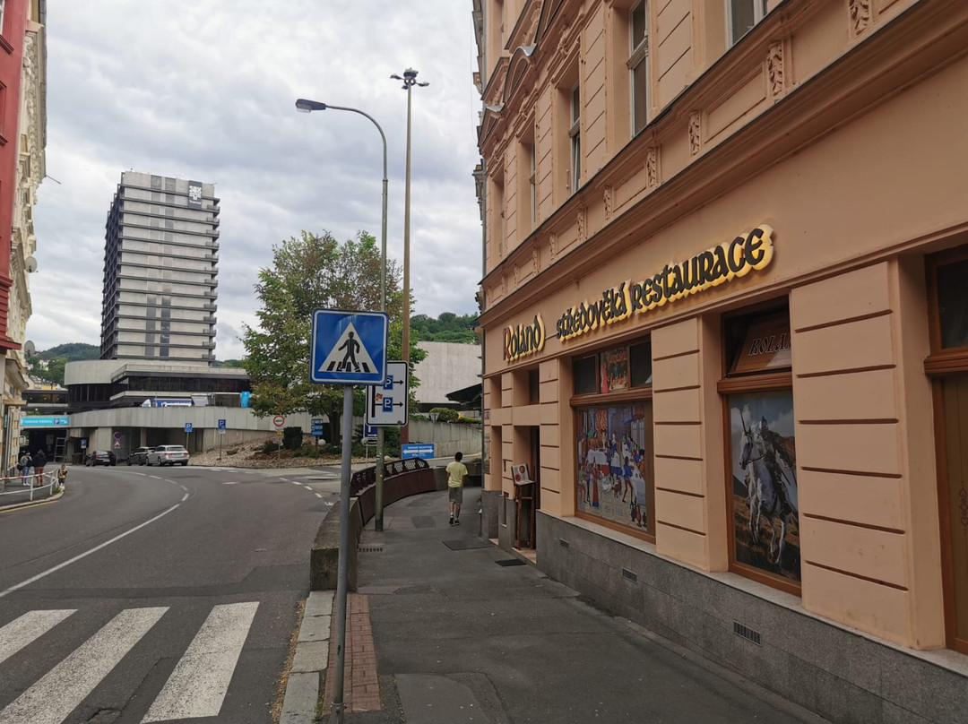 Roland Středověká Restaurace