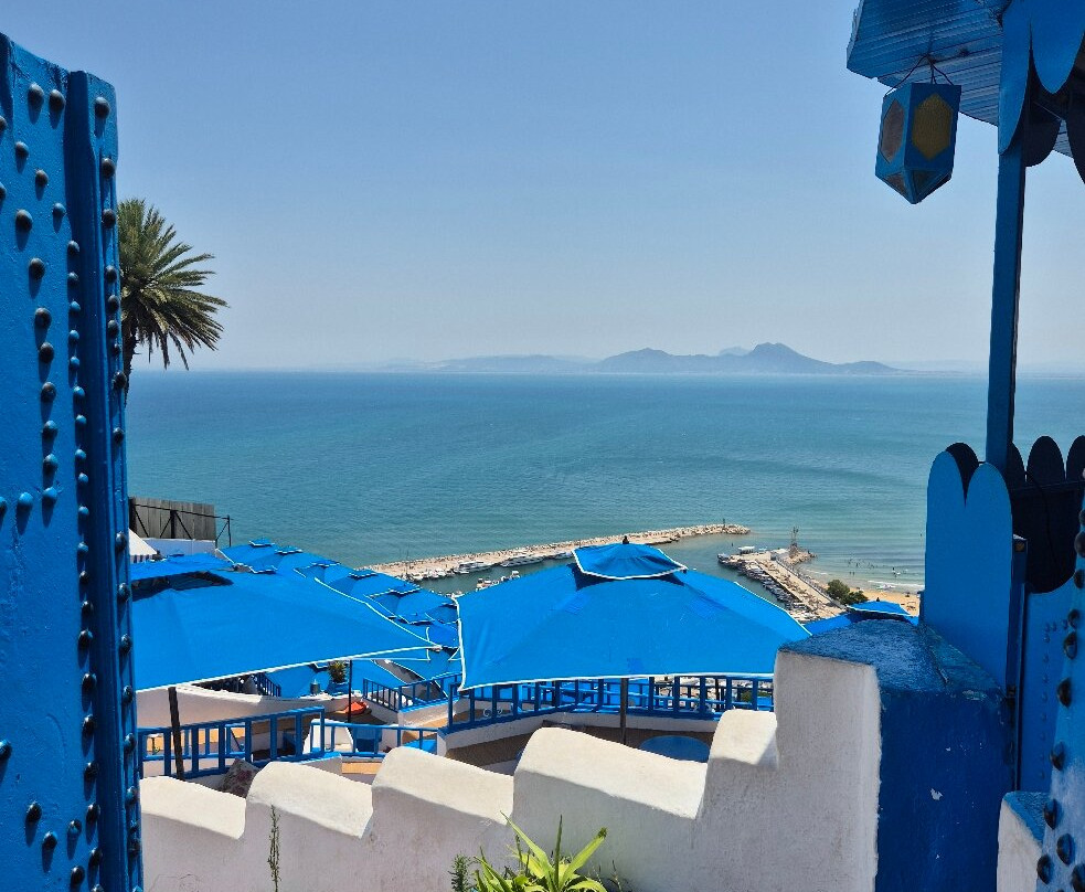 Cafe des Delices-蓝白小镇必去景点