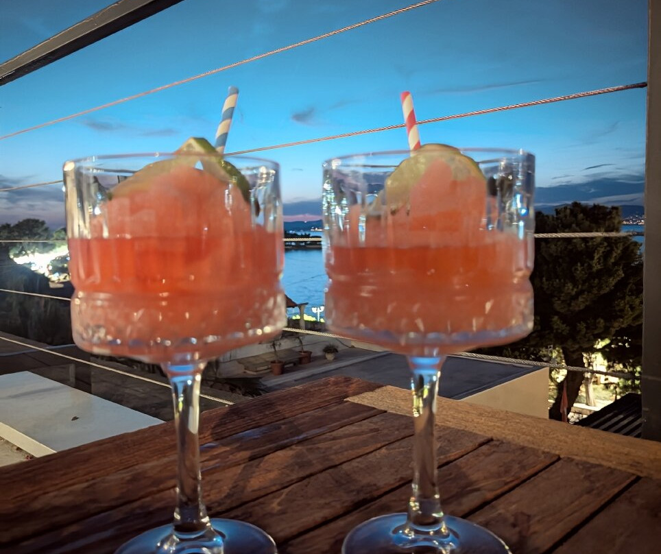 米狄亚别墅酒店主图