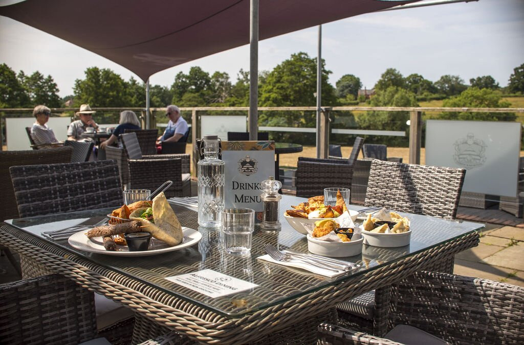 斯罗克莫顿纹章酒店主图