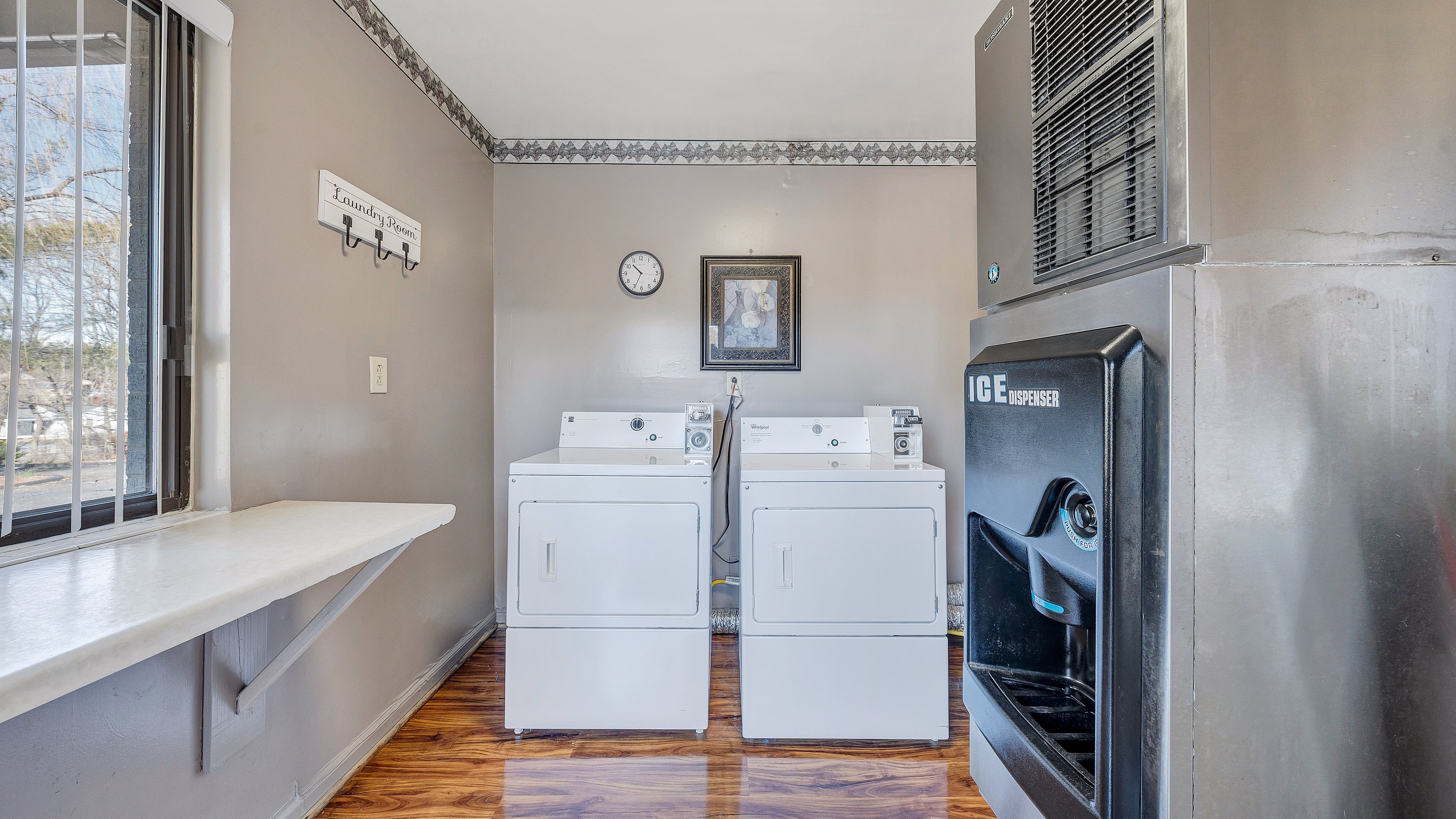 Affordable Corporate Suites-官方