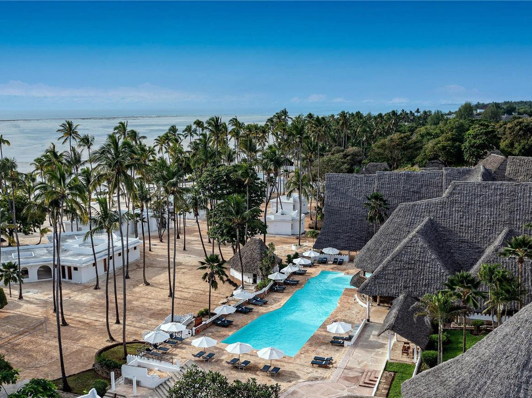 钻石马潘兹海滩全包式酒店主图