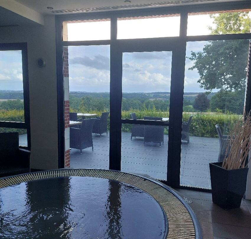 纳佳地高尔夫酒店主图